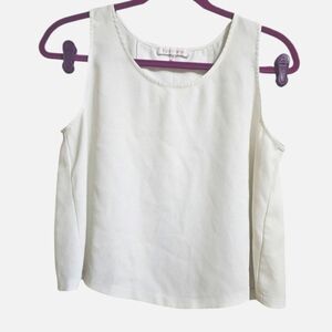 HARPER WREN White sleevless top back slit. Size medium